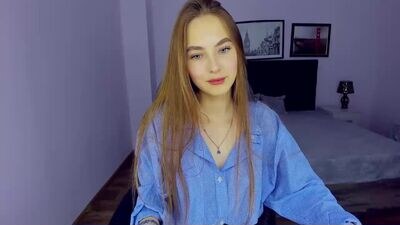 alicelance public webcam profile photo 2