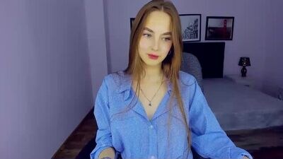 alicelance public webcam profile photo 3