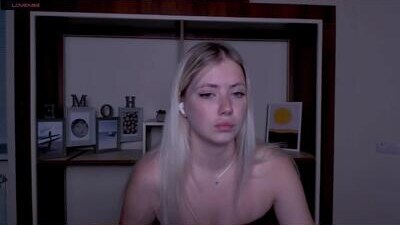 alicemeow_ public webcam profile photo 9