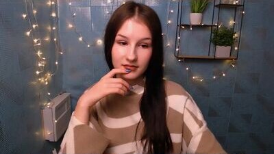 aliceniss_ public webcam profile photo 5