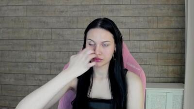 aliceversal public webcam profile photo 2