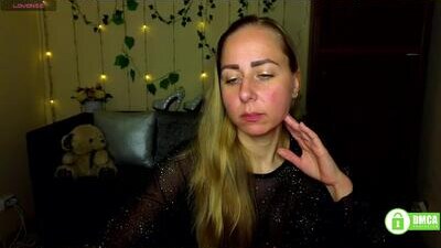 alicewonderkiss public webcam profile photo 5