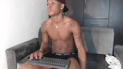 alid_17 public webcam profile photo 10