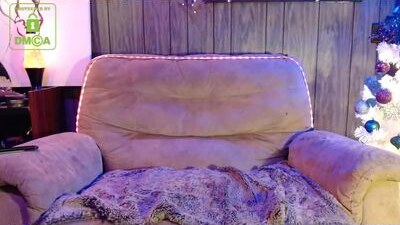 alienfreakss public webcam profile photo 10