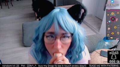 alikaful public webcam profile photo 5