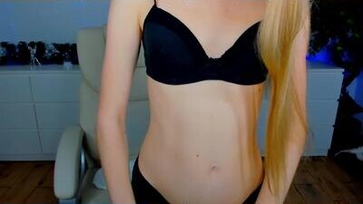 alina__blonde public webcam profile photo 5