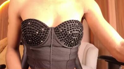 alina_b_ public webcam profile photo 2