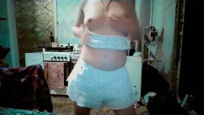 alinafrey_ public webcam profile photo 7