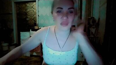 alinafrey_ public webcam profile photo 10
