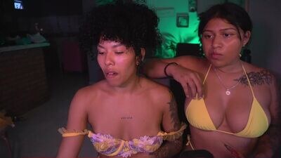 alinakiss_ public webcam profile photo 2