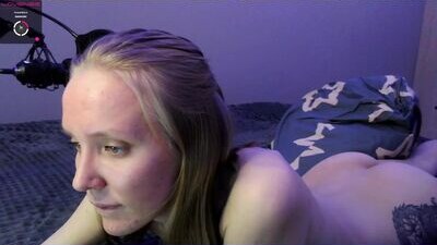 alinarisk1 public webcam profile photo 8