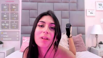 alinasimons public webcam profile photo 3