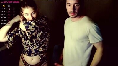 alineandleon_kapriporn666 public webcam profile photo 5