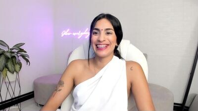 alishaindia public webcam profile photo 2