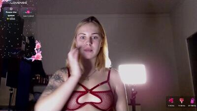 alismoona public webcam profile photo 8