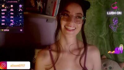 alisson_071989 public webcam profile photo 3