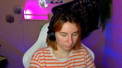 alisun_ public webcam profile photo 2