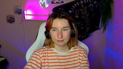 alisun_ public webcam profile photo 4