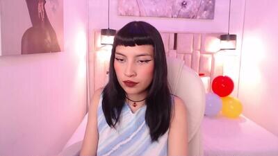 allayah_tk public webcam profile photo 2