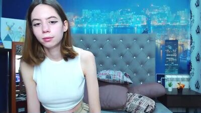 alliehazie public webcam profile photo 4