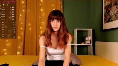 allielelli public webcam profile photo 6