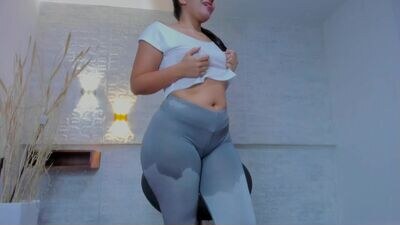 almaa18 public webcam profile photo 3