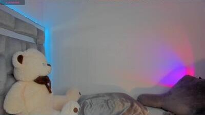 almabelle_ public webcam profile photo 5