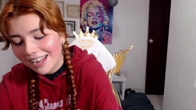 almanice_ public webcam profile photo 2