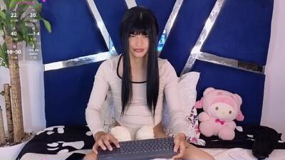 alondraferrer public webcam profile photo 2