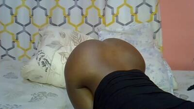 alorapavo public webcam profile photo 2
