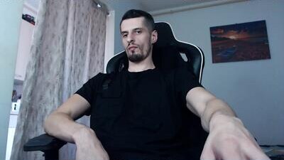 alphamastertodd public webcam profile photo 5