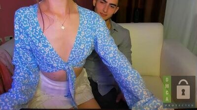 alusia_gutsyheart public webcam profile photo 2