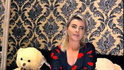 alyblonde public webcam profile photo 2