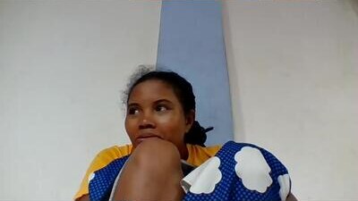 alydie7 public webcam profile photo 9