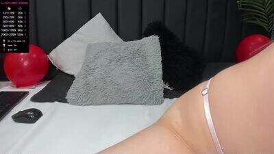 alysa_g public webcam profile photo 4