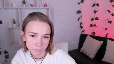 amaliarous public webcam profile photo 4