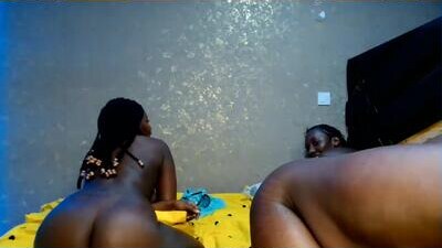 amara_o public webcam profile photo 5