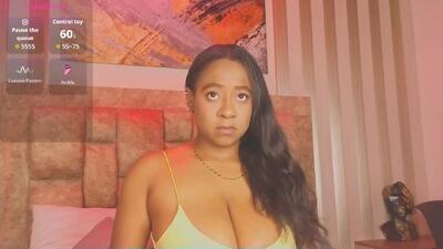 amara_queen_ public webcam profile photo 2