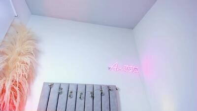 amatistasalloww public webcam profile photo 2
