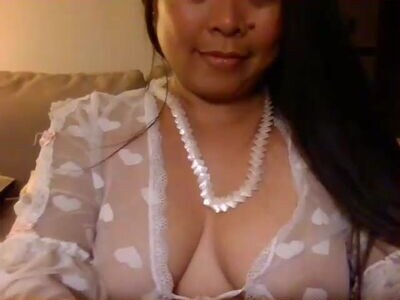 amazinglora public webcam profile photo 9