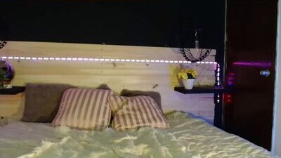 ambar_black public webcam profile photo 7