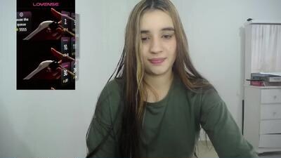 ambar_lynn public webcam profile photo 2