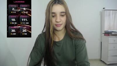 ambar_lynn public webcam profile photo 3
