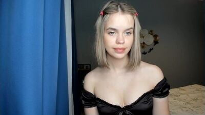 amberroseblossom public webcam profile photo 2