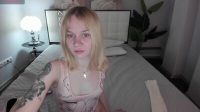 ameli18 public webcam profile photo 7