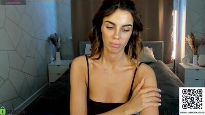 amelia_milly public webcam profile photo 5