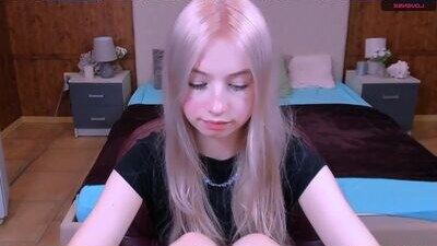 ameliaevans66 public webcam profile photo 5