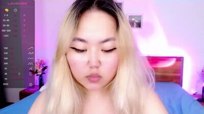 amelialim1 public webcam profile photo 8