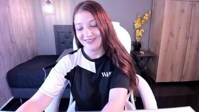 ameliasmith_1 public webcam profile photo 7