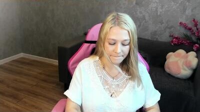 ameliaxcandy public webcam profile photo 8